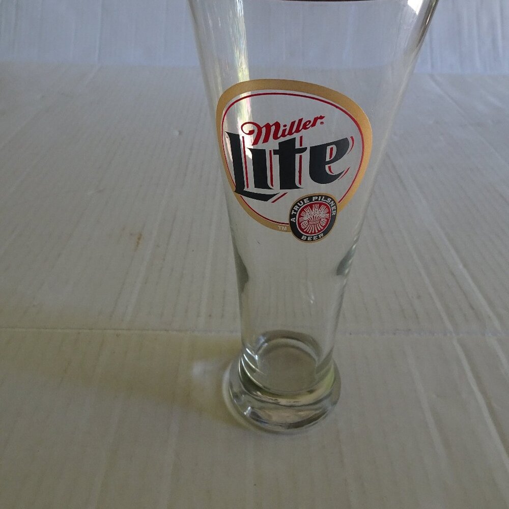 Glass - Vintage Miller Lite Pilsner Beer Glass - 8 1/2" Tall w/ Miller Lite Logo